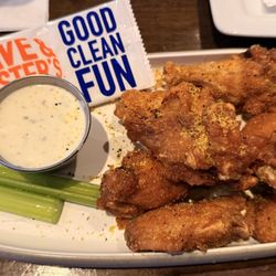 Dave & Buster's Greenville - Lemon Pepper wings