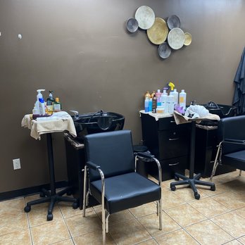 Salon D & C Suites Spa - Makeup Artists Near Me - Upper Marlboro, Maryland Salon D & C Suites Spa - Makeup Artists Near Me - Upper Marlboro, Maryland