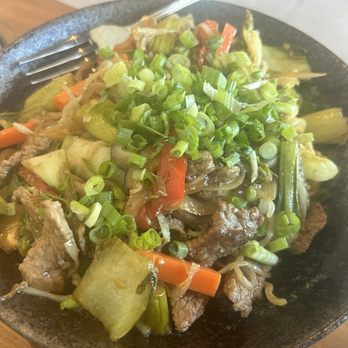 Uchiwa Ramen - Pan Fried Ramen - Japanese Near Me - Emeryville, California Uchiwa Ramen - Pan Fried Ramen - Japanese Near Me - Emeryville, California