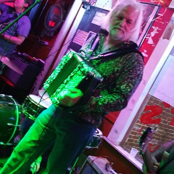 Bullet's Sports Bar - Sports Bars Near Me - New Orleans, Louisiana