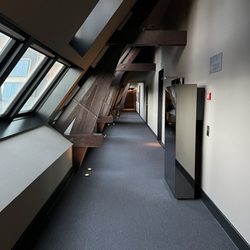 Conservatorium Hotel - Hallway of rooftop suites