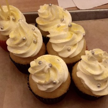 Peek A Boo Bakery - Pink Lemonade cupcakes - Desserts Near Me Peek A Boo Bakery - Pink Lemonade cupcakes - Desserts Near Me