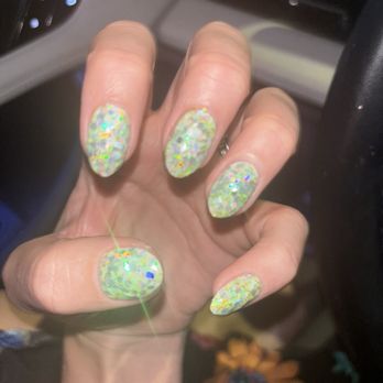 Avatar Nails & spa - Nail Salons Near Me - Los Angeles, California