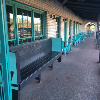Captain Quack's Coffeehouse - Super Big Shaded Porch - Bakeries Near Me - Austin, Texas Captain Quack's Coffeehouse - Super Big Shaded Porch - Bakeries Near Me - Austin, Texas