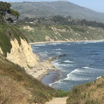 Carpinteria Bluffs Nature Preserve - Hiking Near Me - Carpinteria, California