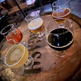 Brews Brothers - 4oz sampling size! - Beer Bar Near Me - Los Angeles, California Brews Brothers - 4oz sampling size! - Beer Bar Near Me - Los Angeles, California
