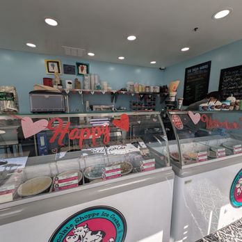 Sailor’s Delight Ice Cream Shop - The decor makes you smile. - Ice Cream & Frozen Yogurt Near Me - Avalon, California Sailor’s Delight Ice Cream Shop - The decor makes you smile. - Ice Cream & Frozen Yogurt Near Me - Avalon, California