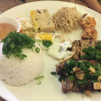 Pho Ao Sen - Combo plate! - Vietnamese Near Me - Oakland, California Pho Ao Sen - Combo plate! - Vietnamese Near Me - Oakland, California