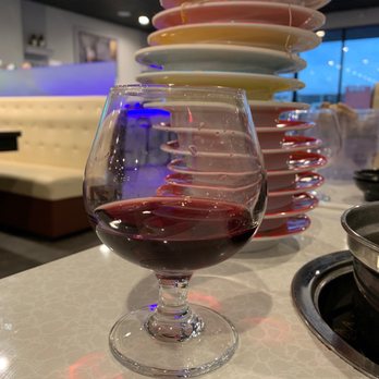 JuicyPot - Happy hour wine 1/2 off.. I already drank half;) - Hot Pot Near Me - Orlando, Florida JuicyPot - Happy hour wine 1/2 off.. I already drank half;) - Hot Pot Near Me - Orlando, Florida