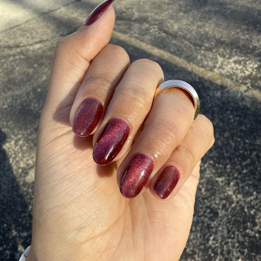 Max Studio Nails - Nail Salons Near Me - Highwood, Illinois