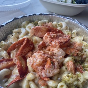 Waterside Market - Lobster House Made Mac & Cheese - Breakfast & Brunch Near Me - Vineyard Haven, Massachusetts Waterside Market - Lobster House Made Mac & Cheese - Breakfast & Brunch Near Me - Vineyard Haven, Massachusetts