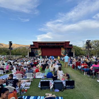 Super Summer Theatre - Seating - Performing Arts Near Me - Blue Diamond, Nevada