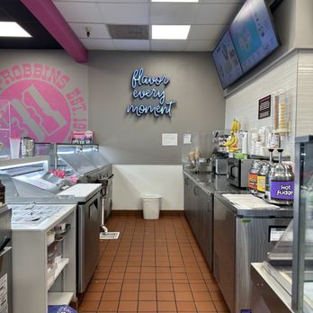 Baskin-Robbins - Ice Cream & Frozen Yogurt Near Me - Vacaville, California Baskin-Robbins - Ice Cream & Frozen Yogurt Near Me - Vacaville, California
