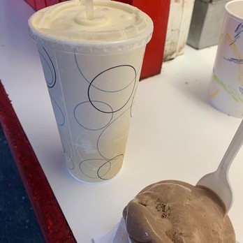 Applegate Farm Ice Cream - Vanilla milkshake and small ice cream. - Ice Cream & Frozen Yogurt Near Me - Montclair, New Jersey