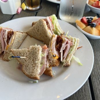 Local Table - Garden Oaks/Oak Forest - Bacon jam club sandwich with fruit cup - Desserts Near Me - Houston, Texas