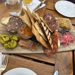 Wine Garden - Charcuterie board