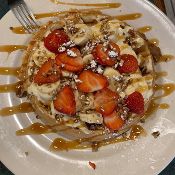 Silver Spoon - Sweet Crave Waffle - New American Near Me - Joliet, Illinois