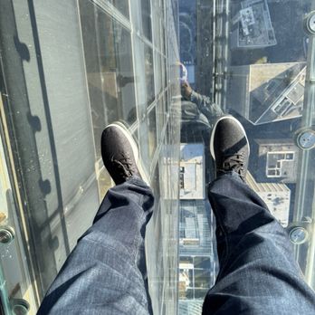 Willis Tower - Landmarks & Historical Buildings Near Me - Chicago, Illinois