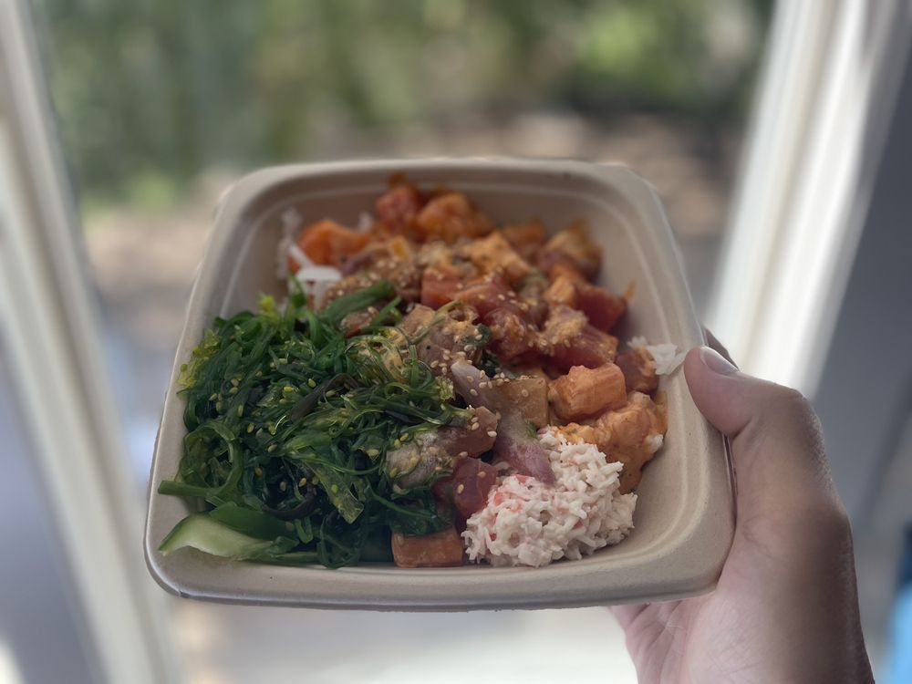 Go Fish Poke Bar