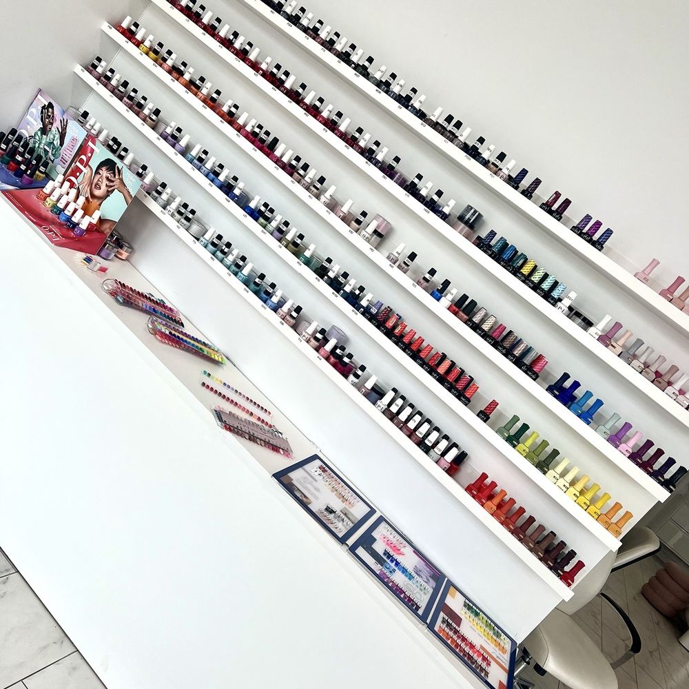 First Nail Spa - Nail Salons Near Me - Buffalo Grove, Illinois