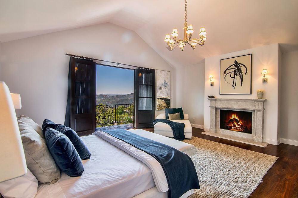 Slide of Golden Age Builders