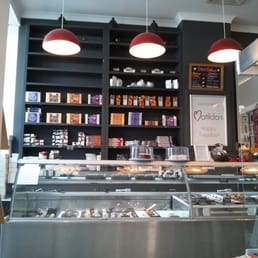 Patisserie counter and servery