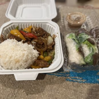 Viva Vegan Diner - Spicy Lemongrass Chicken - Mexican Near Me - Upland, California Viva Vegan Diner - Spicy Lemongrass Chicken - Mexican Near Me - Upland, California