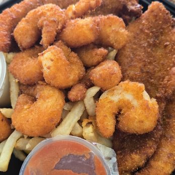 Fisherman's Outlet - Fish and shrimp - Seafood Markets Near Me - Los Angeles, California