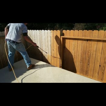 Texas Fence Staining - The process! - Fences & Gates Near Me Texas Fence Staining - The process! - Fences & Gates Near Me