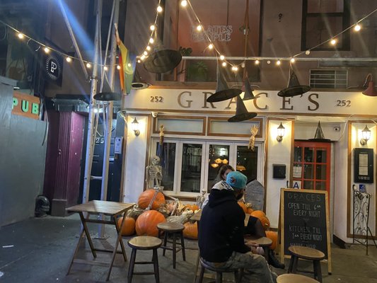 Grace's by null