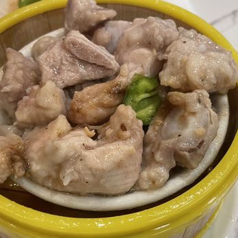 Moon Kee - Spare ribs. Can use more black beans - Cantonese Near Me - New York, New York Moon Kee - Spare ribs. Can use more black beans - Cantonese Near Me - New York, New York