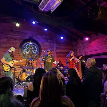 THE BURL - Updated February 2026 - 77 Photos & 49 Reviews - 375