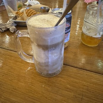 Island Hopper Taproom - Root beer float - Salad Near Me - Kamuela, Hawaii Island Hopper Taproom - Root beer float - Salad Near Me - Kamuela, Hawaii