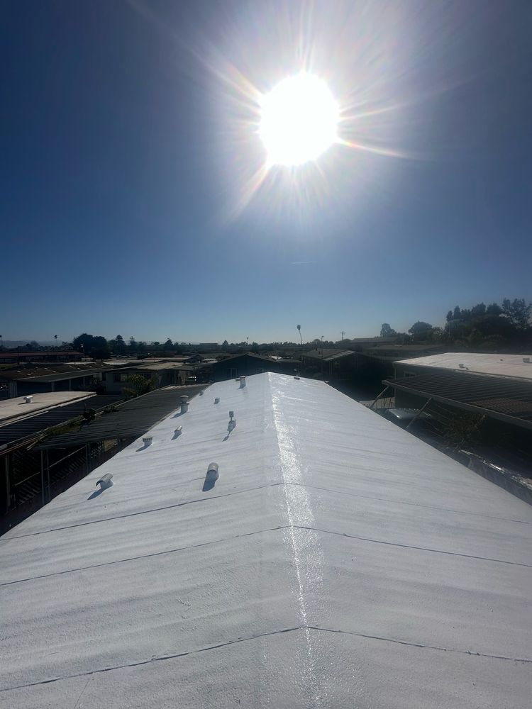 Slide of Acme Roofing Services