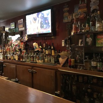 Chambers Room - Dive Bars Near Me - Sacramento, California