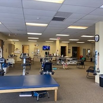 Select Physical Therapy - Tampa- Fowler Avenue - Physical Therapy Near Me - Tampa, Florida Select Physical Therapy - Tampa- Fowler Avenue - Physical Therapy Near Me - Tampa, Florida