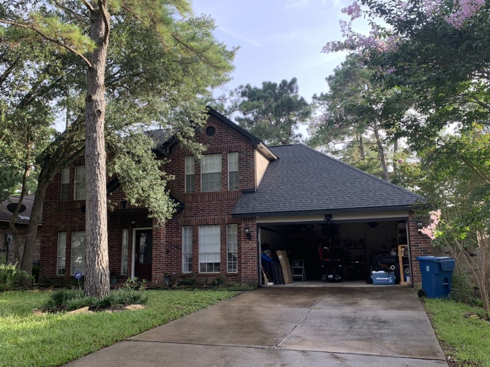 Slide of Maxim Roofing & Restoration