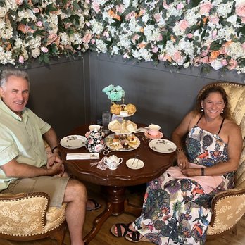 The Dollhouse Tearoom - Tea Rooms Near Me - Seguin, Texas