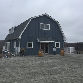Preston Ridge Vineyard - Wineries Near Me - Preston, Connecticut