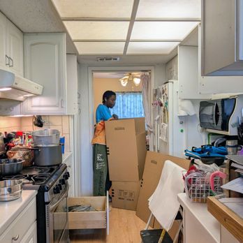 Boxer Buddies - Movers Near Me - Austin, Texas