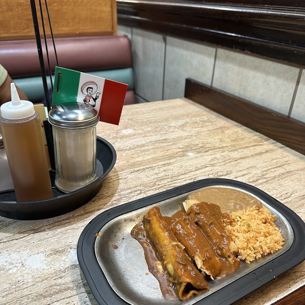 Pancho's Mexican Buffet - Flag on table - Mexican Near Me - Humble, Texas Pancho's Mexican Buffet - Flag on table - Mexican Near Me - Humble, Texas