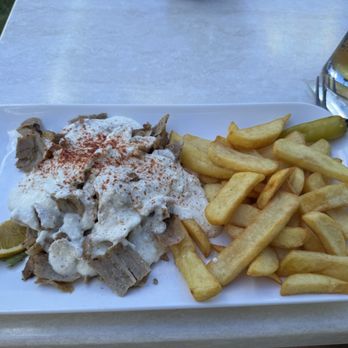 Jahnstube - Gyros mit Schafskäse Soße - Greek Near Me - Frankenthal (Pfalz), RP