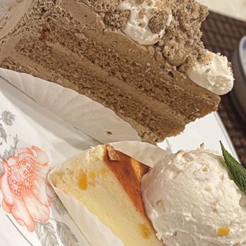 Gu-eum Cake & Bakery - Hojicha sesame cake and sweet corn basque cheesecake - Bakeries Near Me - Saratoga, California Gu-eum Cake & Bakery - Hojicha sesame cake and sweet corn basque cheesecake - Bakeries Near Me - Saratoga, California