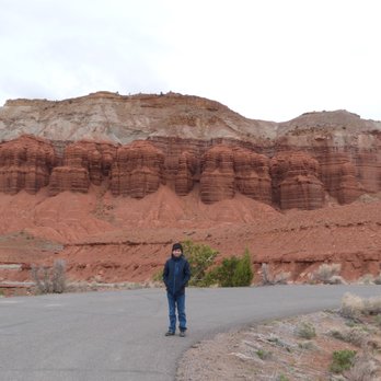Capitol Reef National Park - Scenic Route - Parks Near Me - Fruita, Utah