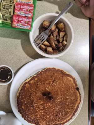 McCain's Bakery & Cafe