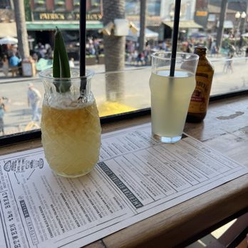Tower 12 - Yummy drinks while you people watch... - Bars Near Me - Hermosa Beach, California