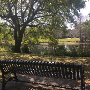 Lake Midget Park - Bench on the north Kentucky side - Parks Near Me