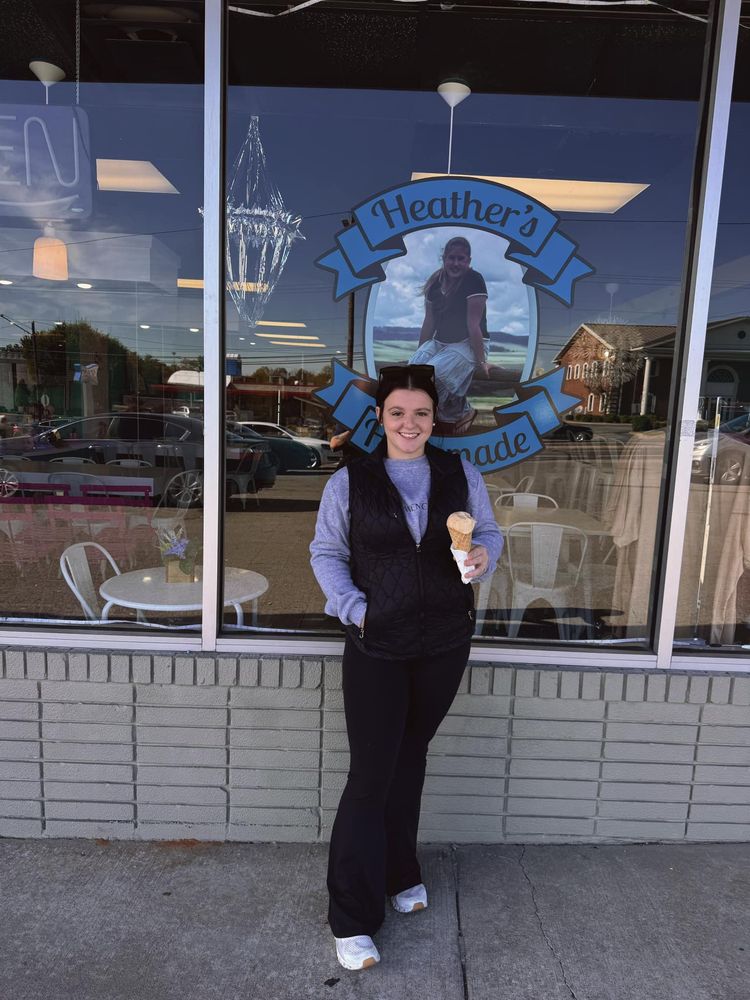 Heather’s Homemade Ice Cream Logo