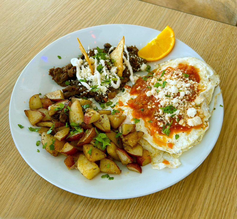 Rio Blanco Cafe Logo