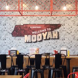 MOOYAH Burgers, Fries & Shakes